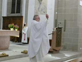 Lumen Christi - Auferstehungsmesse in St. Crescentius (Foto: Karl-Franz Thiede)